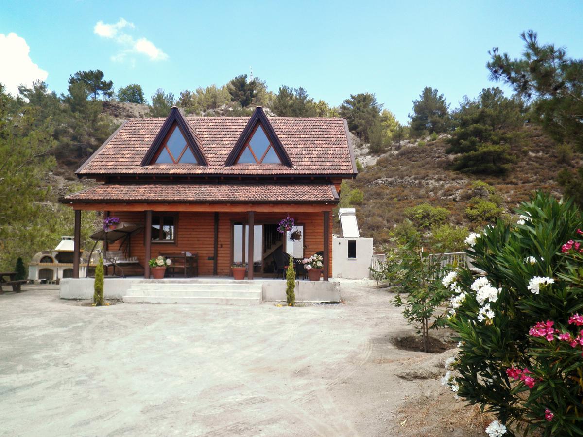 Agros Timber Log House Villa Bagian luar foto