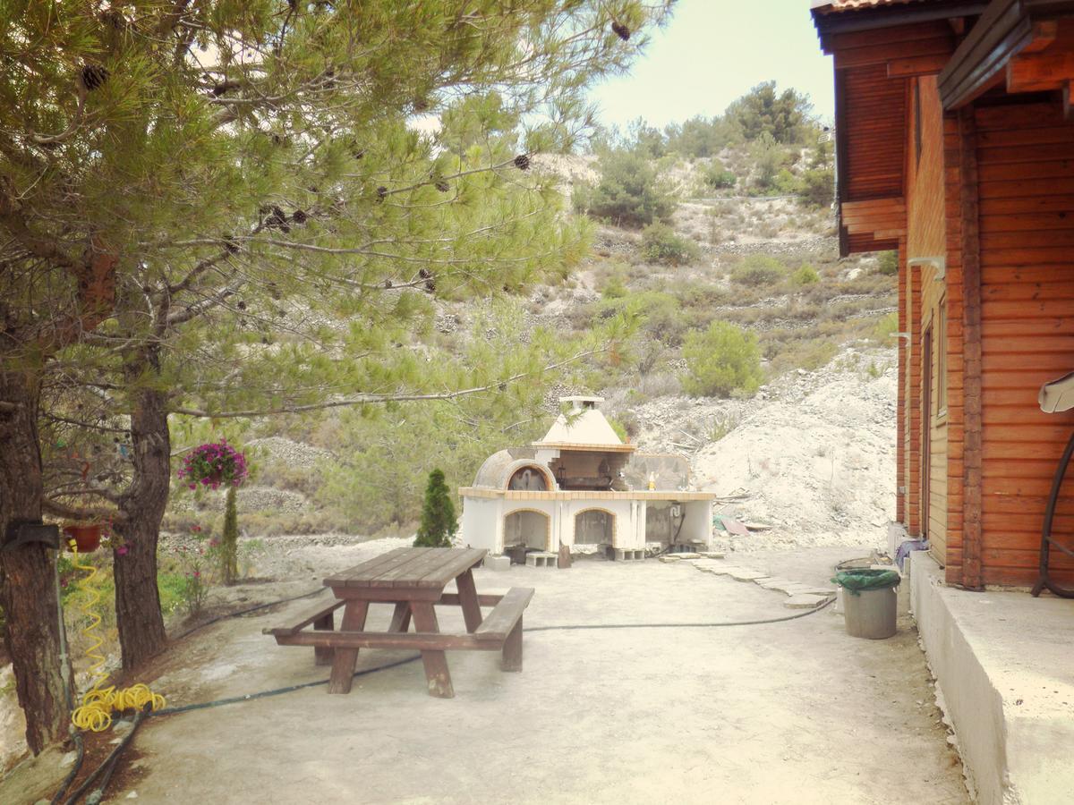 Agros Timber Log House Villa Bagian luar foto