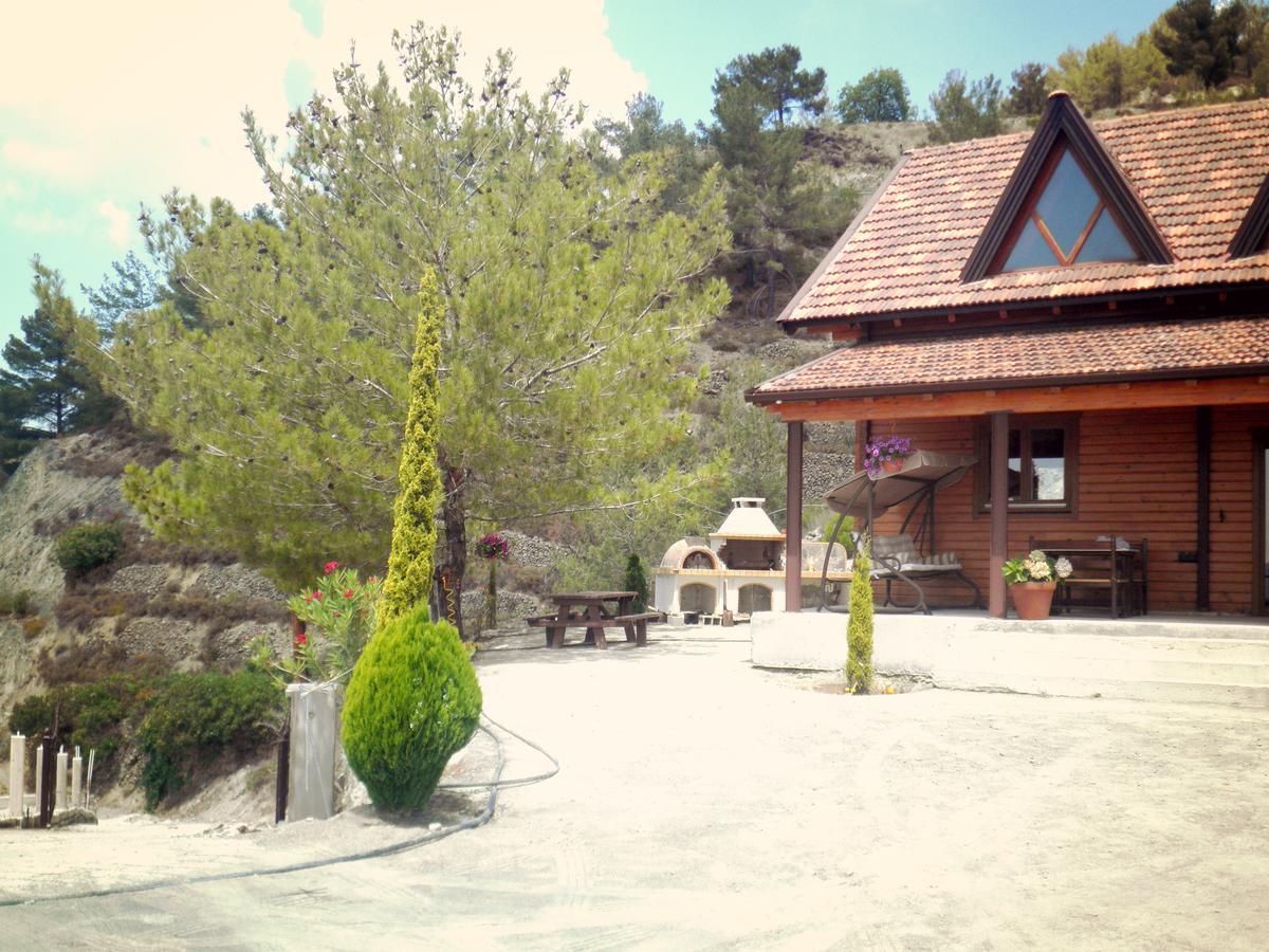 Agros Timber Log House Villa Bagian luar foto